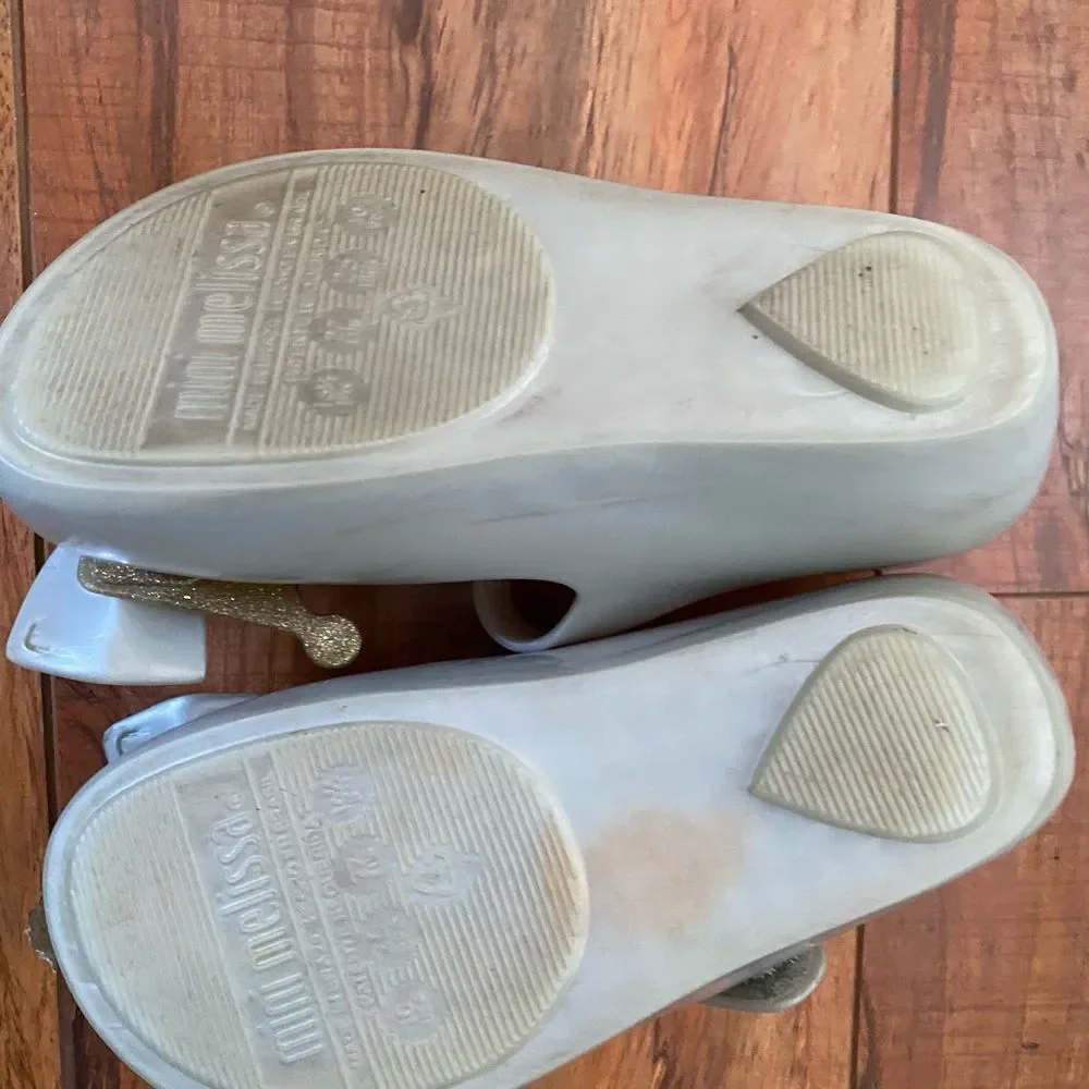 Mini Melissa Disney Princess Ultragirl Jelly Shoes Cream Gold Size 10